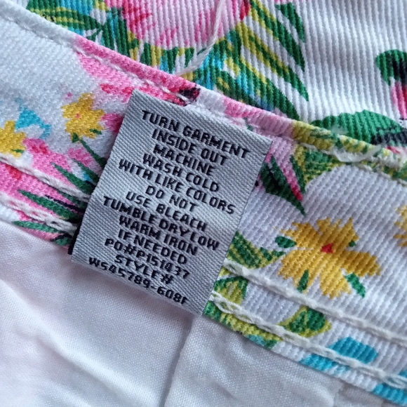 ALMOST FAMOUS High Waist Shorts Tropical Print - Picture 4 of 11